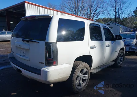 2012 Chevrolet Tahoe Commercial Fleet z USA, uszkodzony, nr VIN 1GNSK4E01CR305663